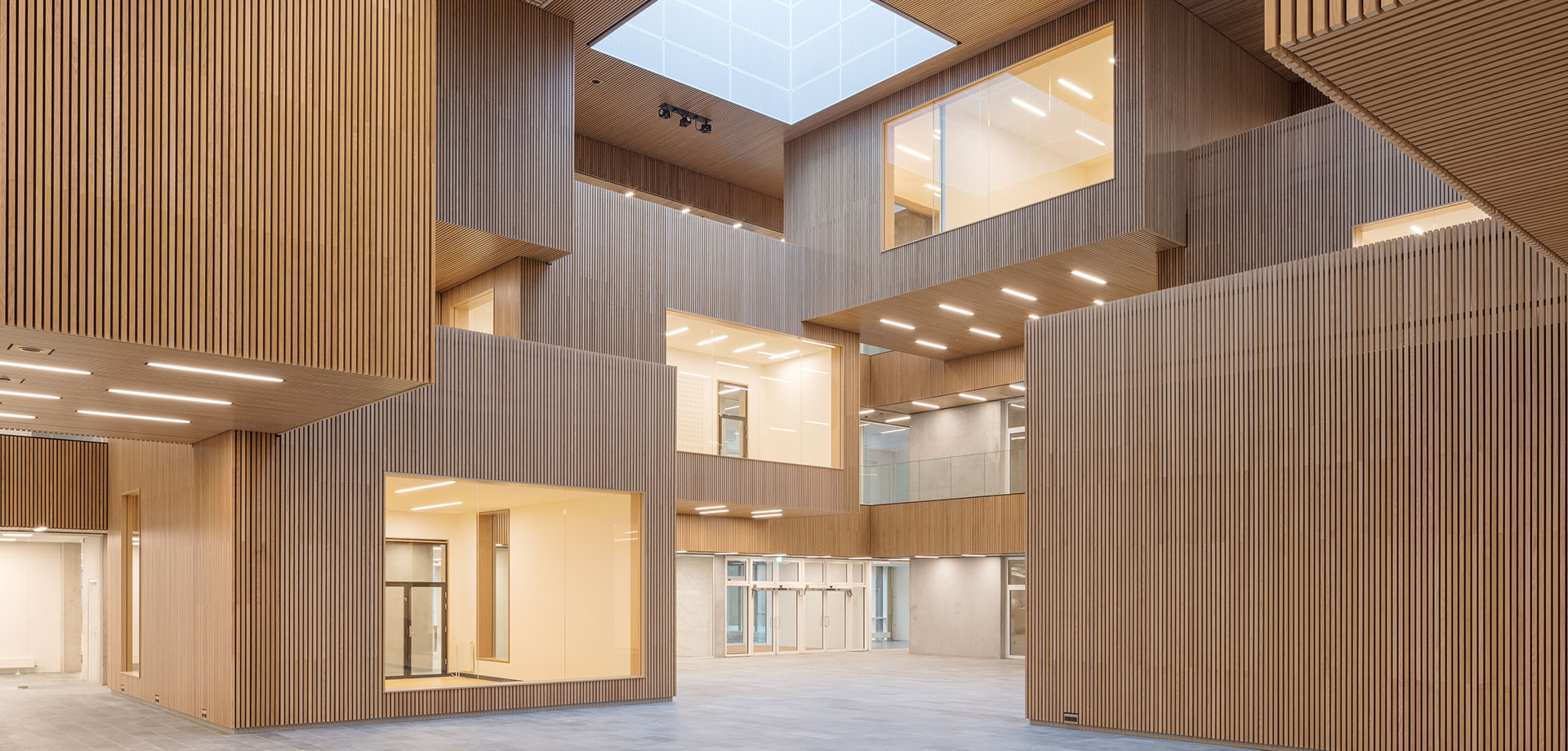 Cladding Landing Header