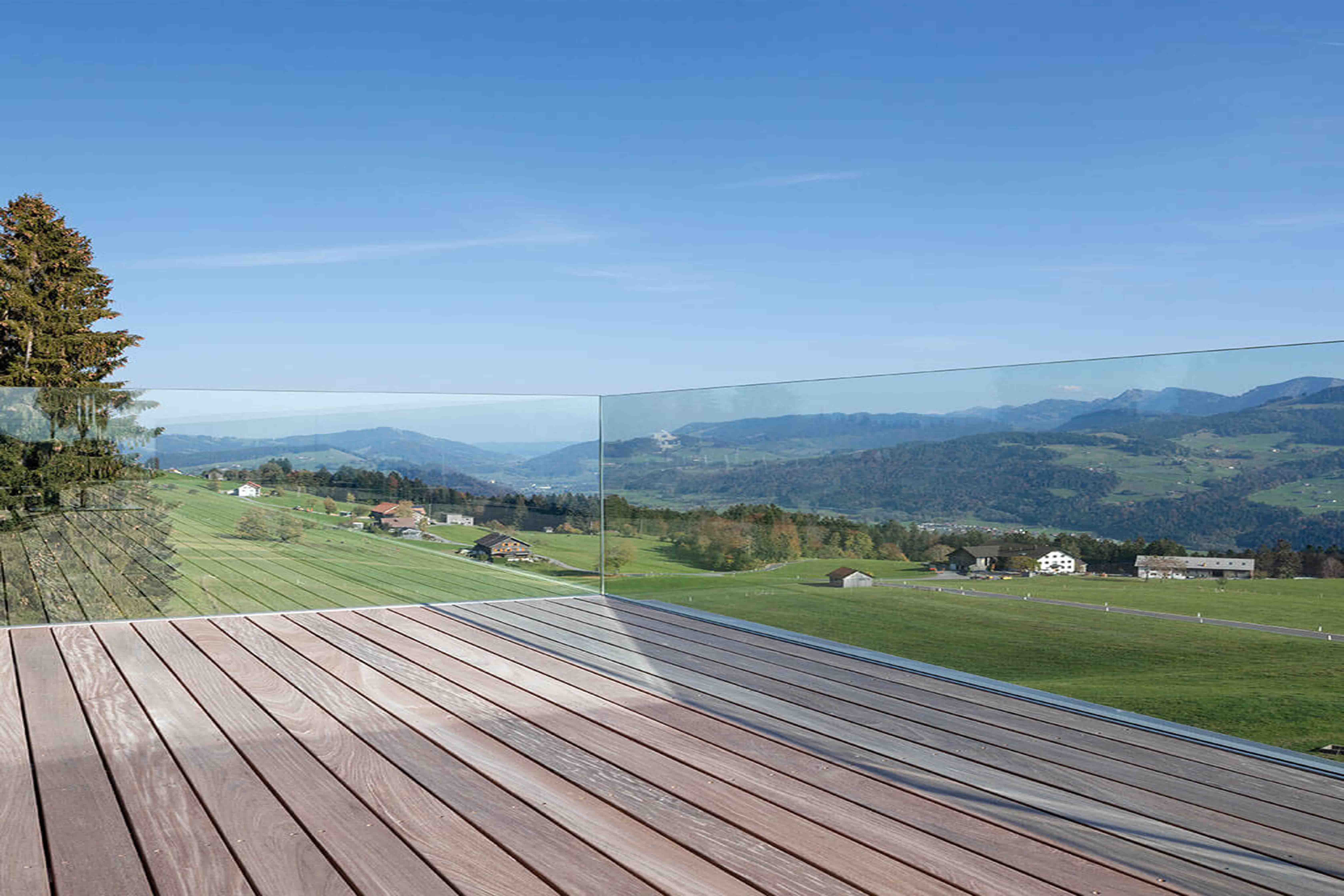 Systems Railings Uni Gallery1