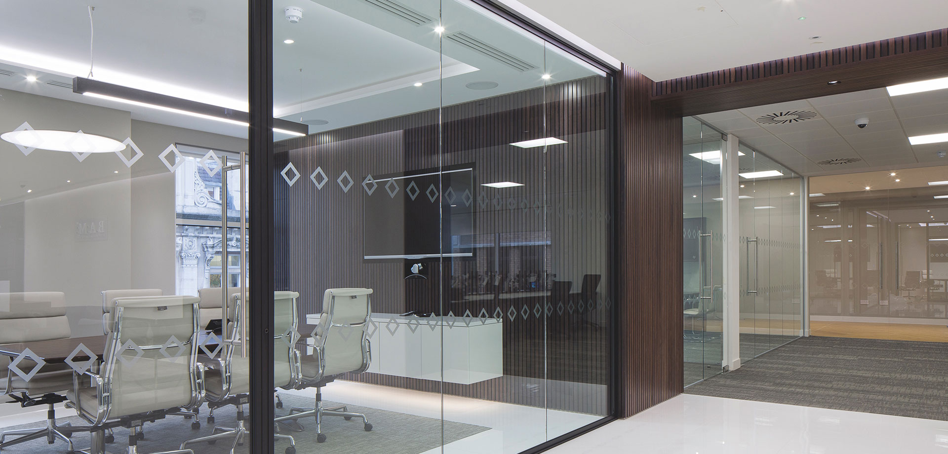 Systems Walls Glasswalls Simple Header2